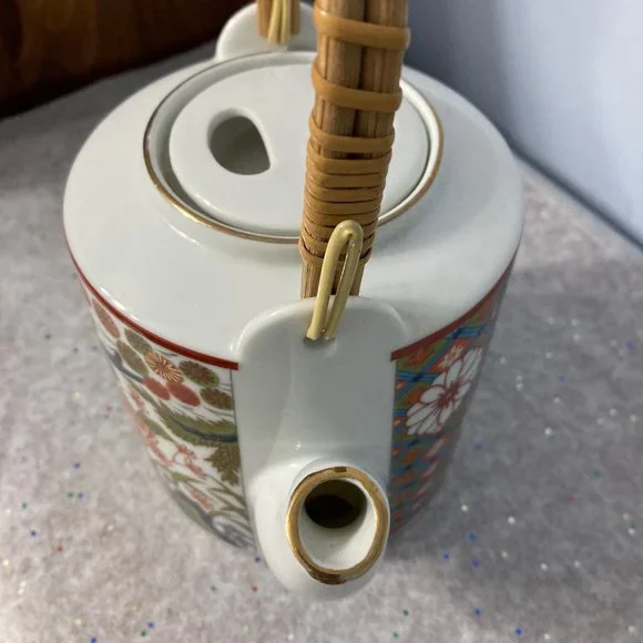 Ceramic Teapot - Picture 3 of 13